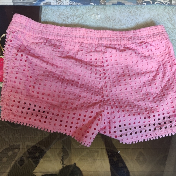NWOT Lilly Pulitzer for Target Pink Shorts - Picture 3 of 6